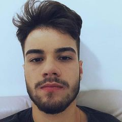 Carlos, designer gráfico
