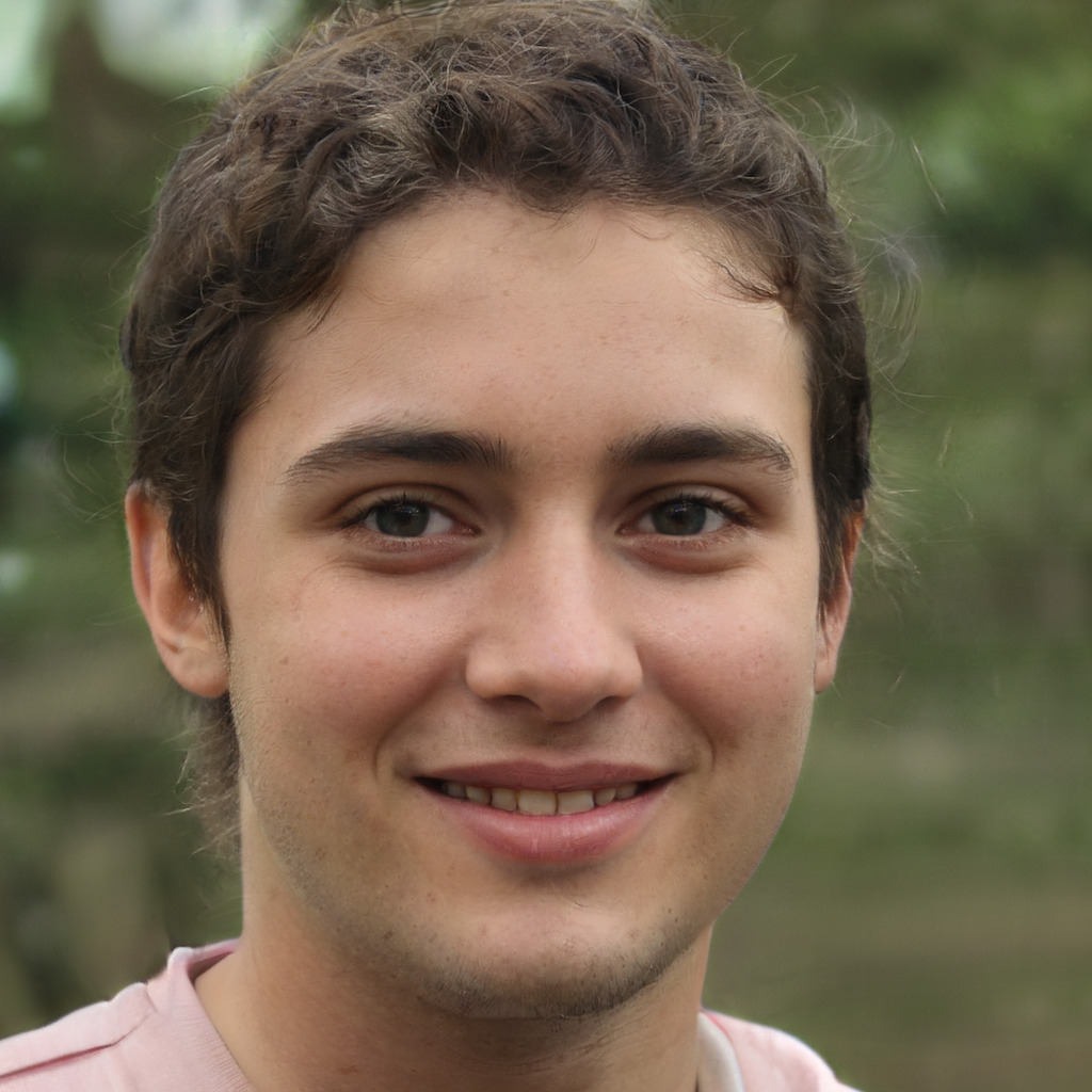  Lucas, 24 anos.